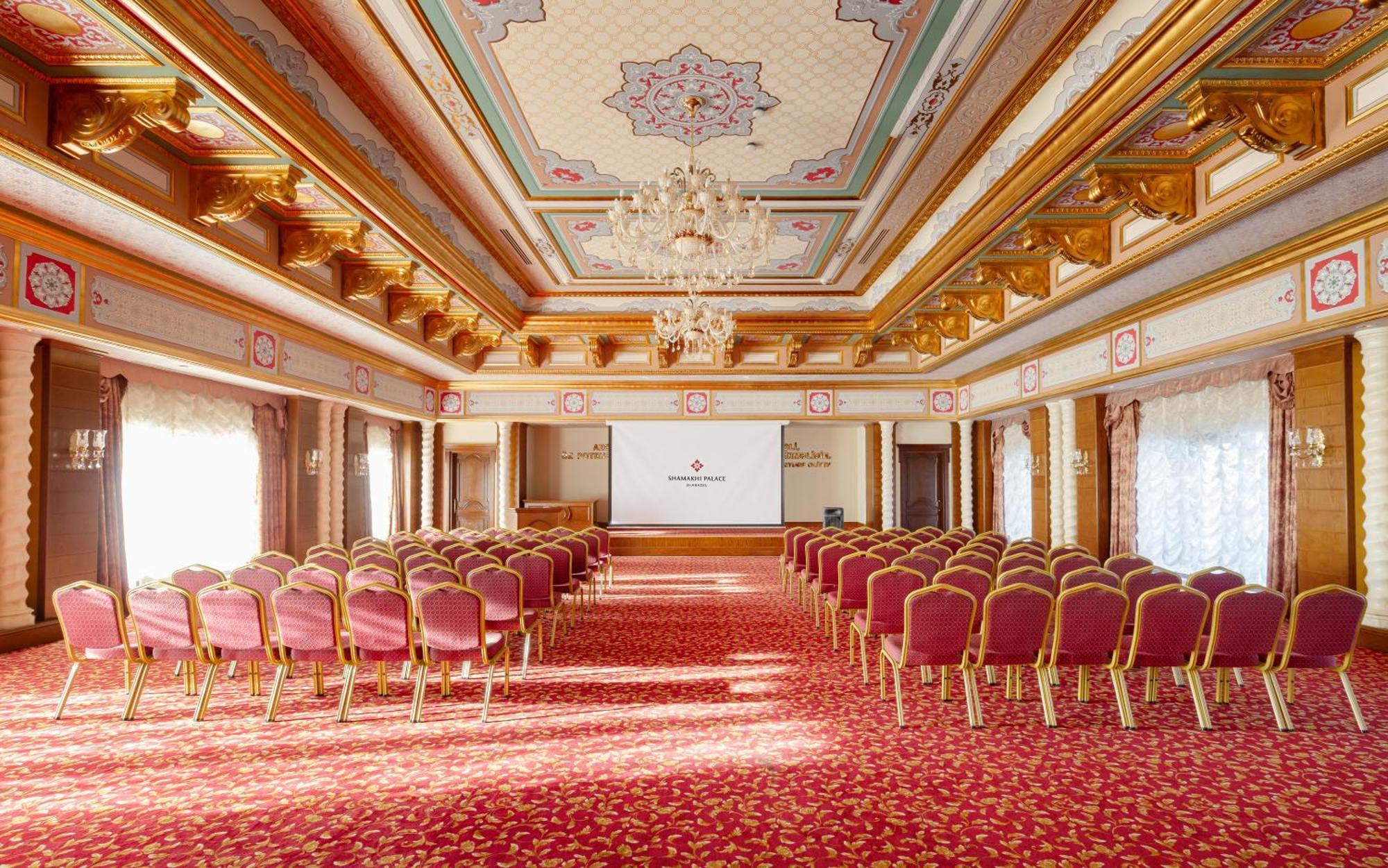 ชามาคี พาเลซ ชาราดิล Hotel Seredil ภายนอก รูปภาพ The ballroom