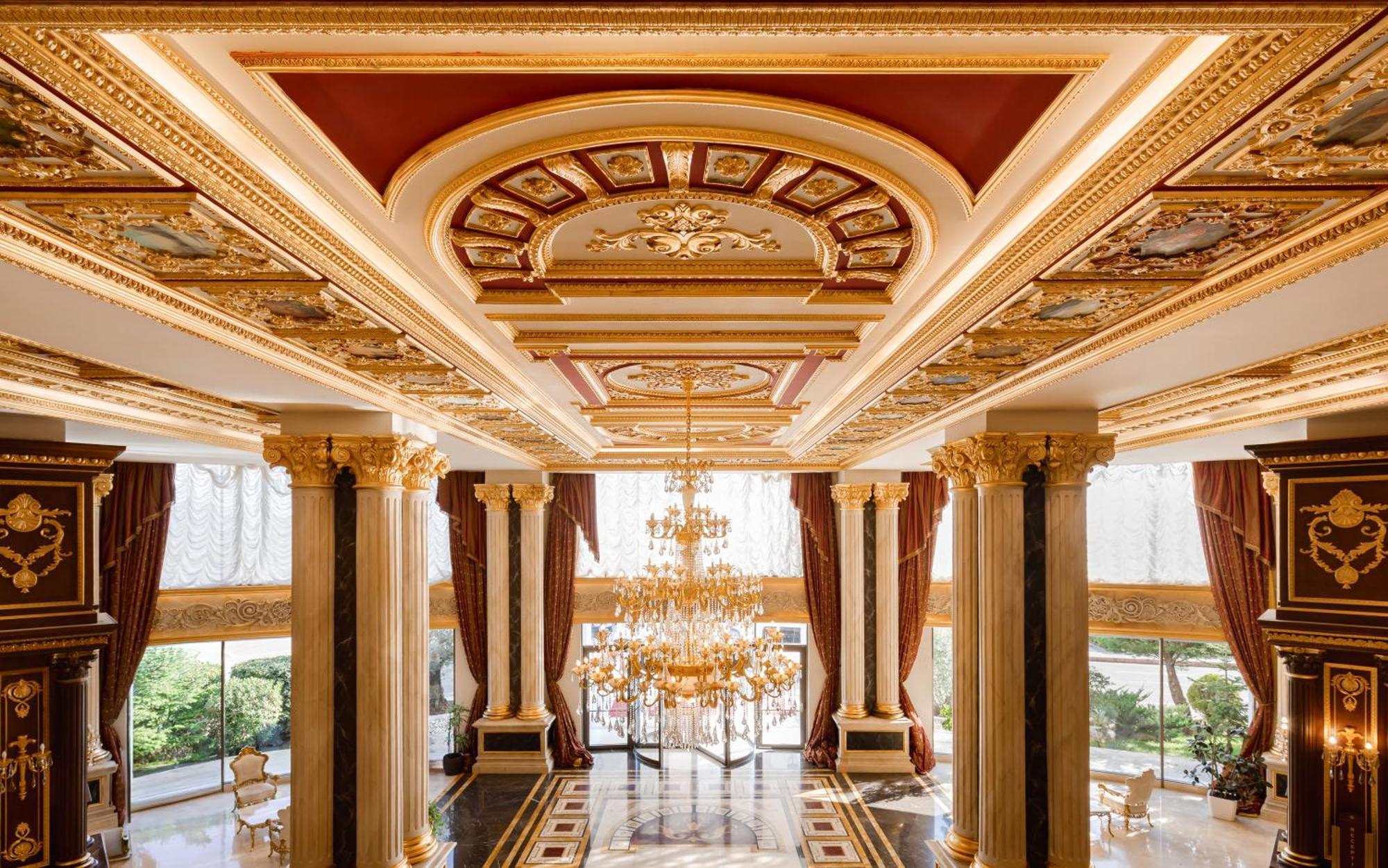 ชามาคี พาเลซ ชาราดิล Hotel Seredil ภายนอก รูปภาพ The lobby of the hotel